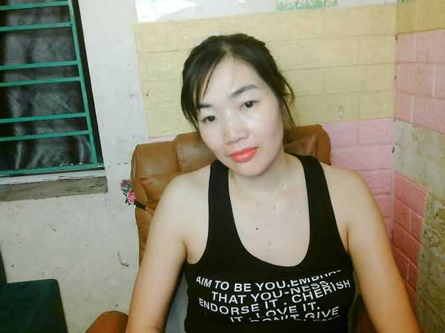 minanaxx online show from August 14, 5:33 am