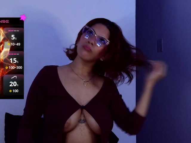 mishellcollins online show from July 29, 11:01 pm