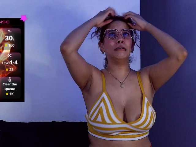 mishellcollins online show from August 2, 2:07 am