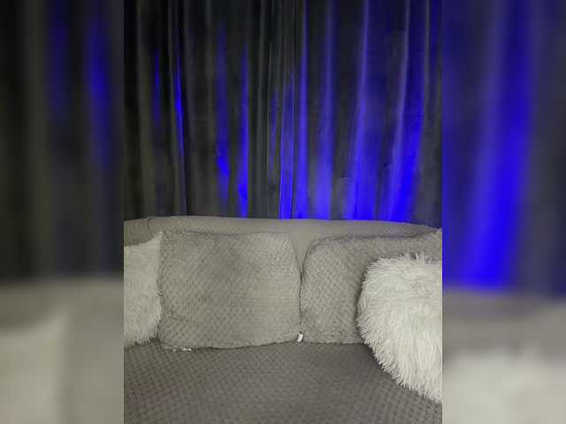 2AVOKADIKA online show from August 14, 9:18 pm
