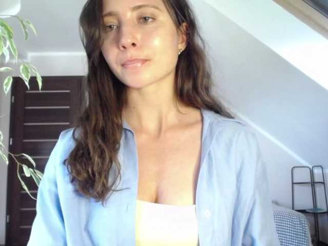 missNicole online show from June 23, 7:53 am