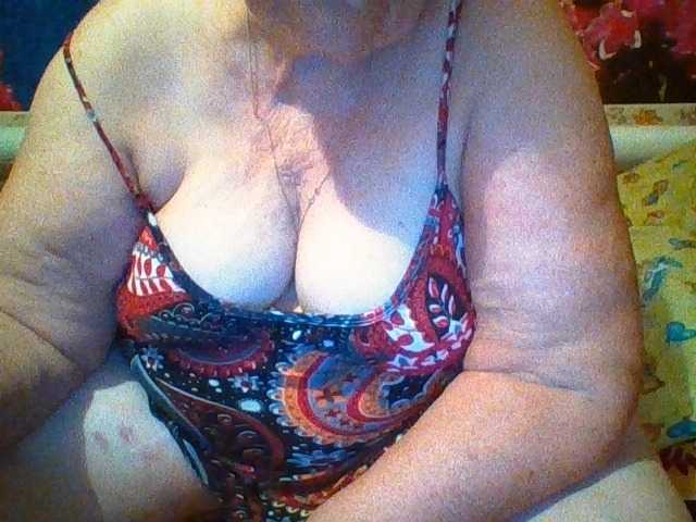 modelfik online show from July 4, 6:54 pm