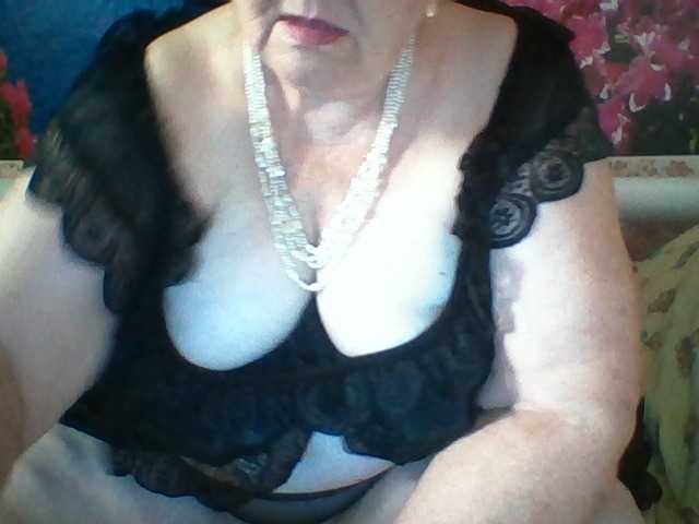 modelfik online show from July 17, 8:14 am