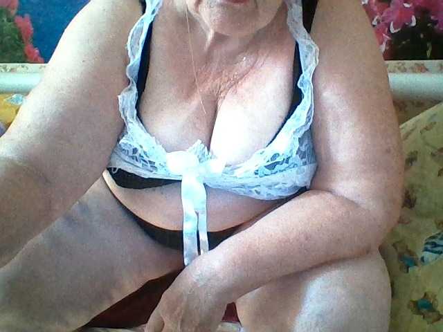 modelfik online show from July 19, 11:45 am