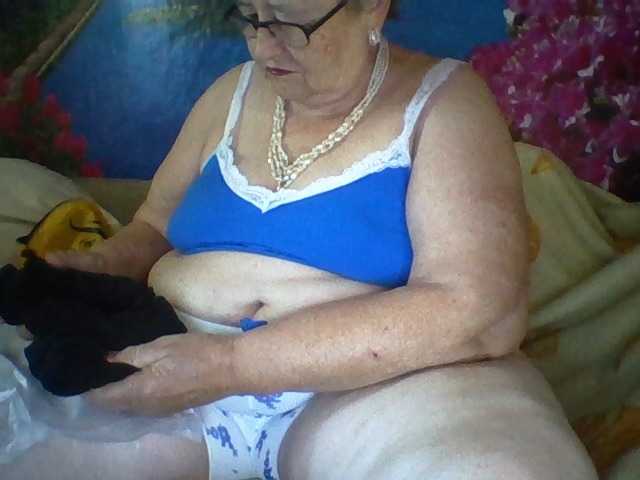modelfik online show from August 1, 6:08 am