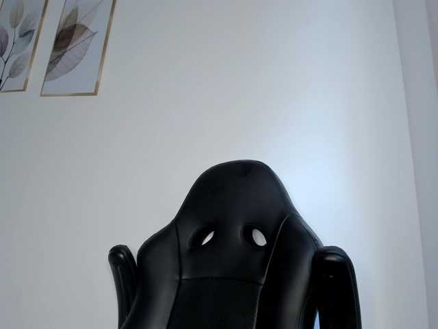 molly-rosse online show from August 4, 3:31 pm