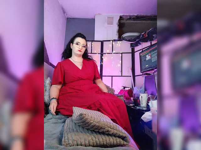 monikanylon online show from August 14, 10:24 pm
