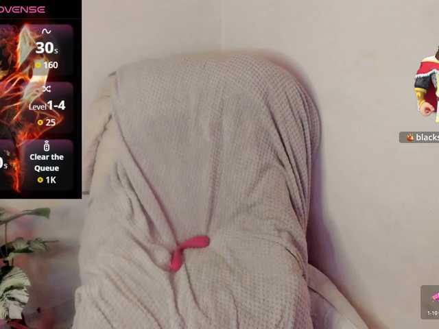 abigailreina online show from August 15, 2:32 pm