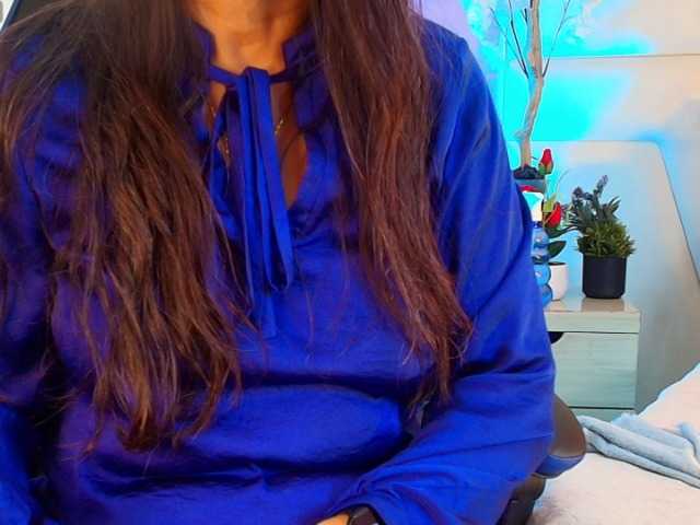 moxa-hot online show from August 6, 5:45 pm