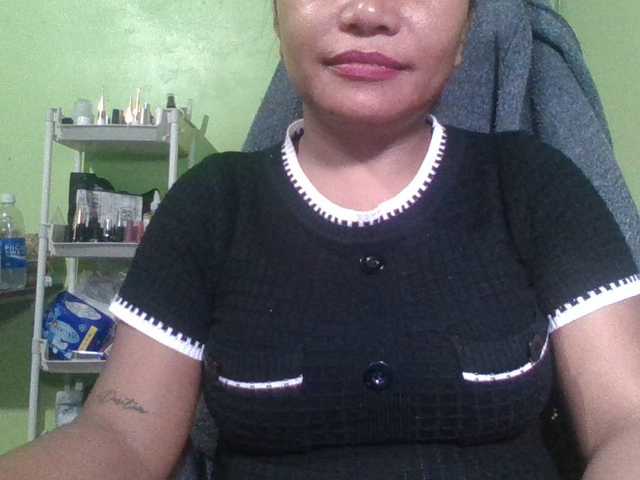 myoneandonly online show from August 3, 2:40 am
