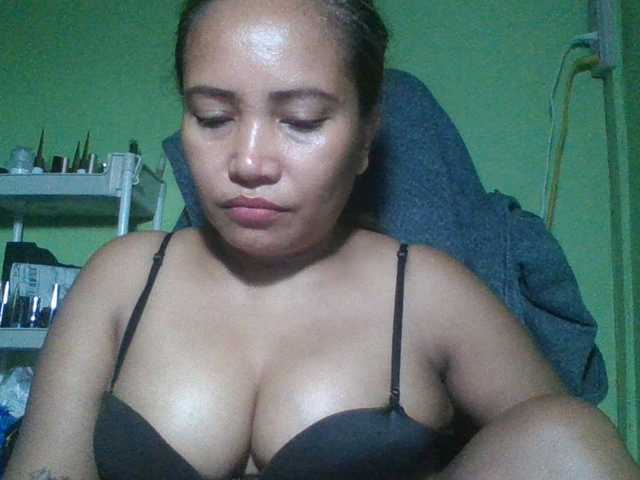 myoneandonly online show from August 7, 1:38 am
