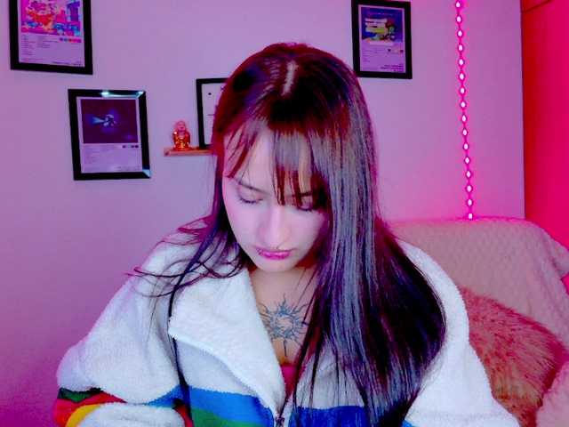 nathaliaramirez777 online show from August 6, 3:38 am