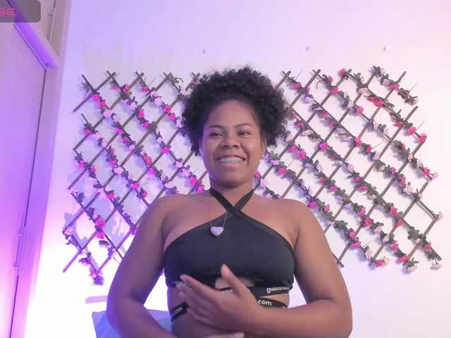naughtyebonyy online show from July 23, 4:09 pm