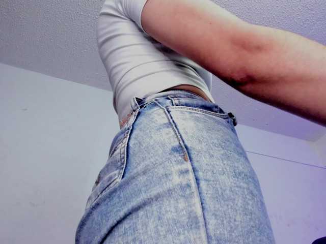 nickypop online show from August 5, 10:41 pm