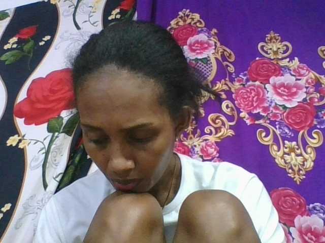 ninie1a online show from August 15, 11:47 am