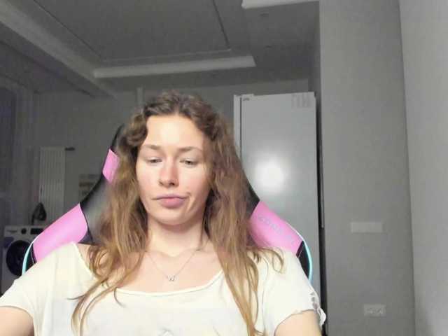 ooksiiii online show from May 16, 11:27 pm