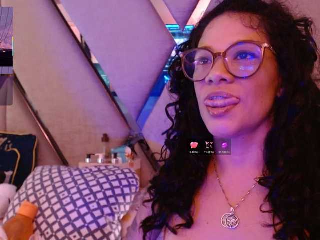 paula-daniela1 online show from July 16, 9:37 pm