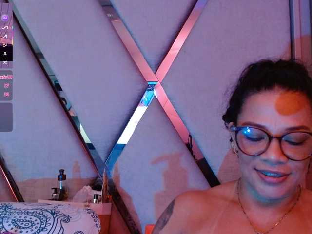 paula-daniela1 online show from July 21, 12:03 am