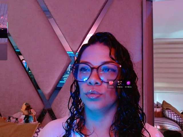paula-daniela1 online show from July 23, 9:17 pm