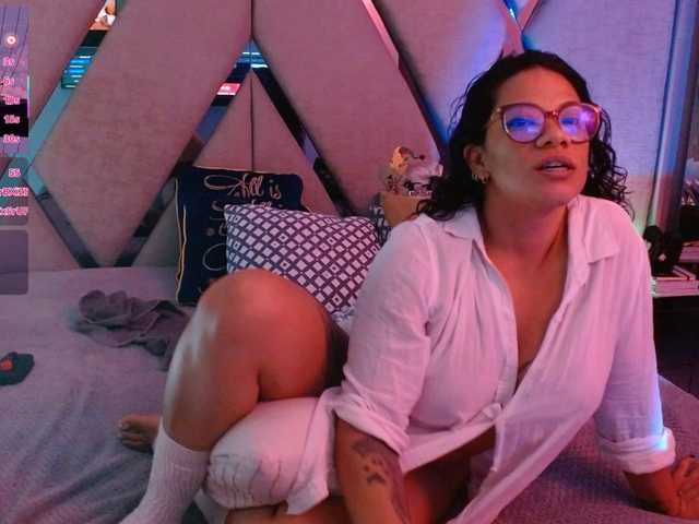 paula-daniela1 online show from July 24, 9:40 pm