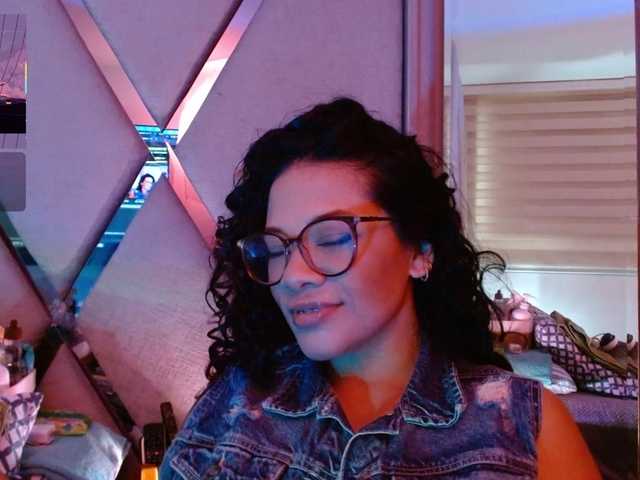 paula-daniela1 online show from July 25, 10:03 pm
