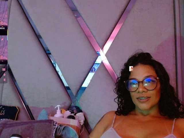 paula-daniela1 online show from August 5, 10:52 pm