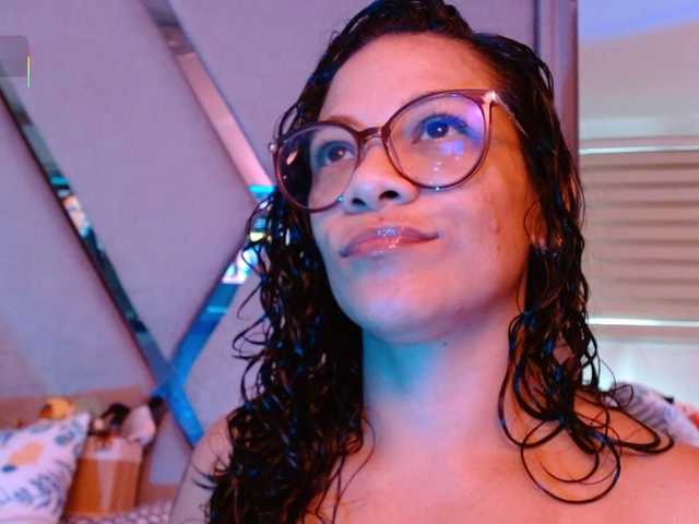 paula-daniela1 online show from August 11, 10:34 pm