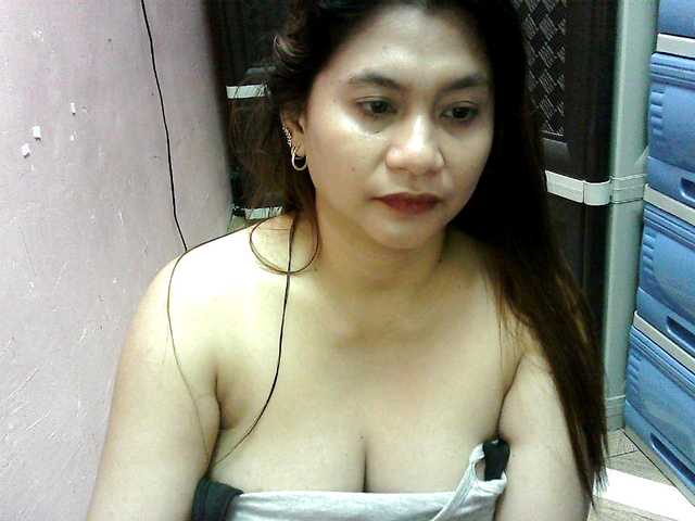 peenastyfame online show from August 15, 9:57 am