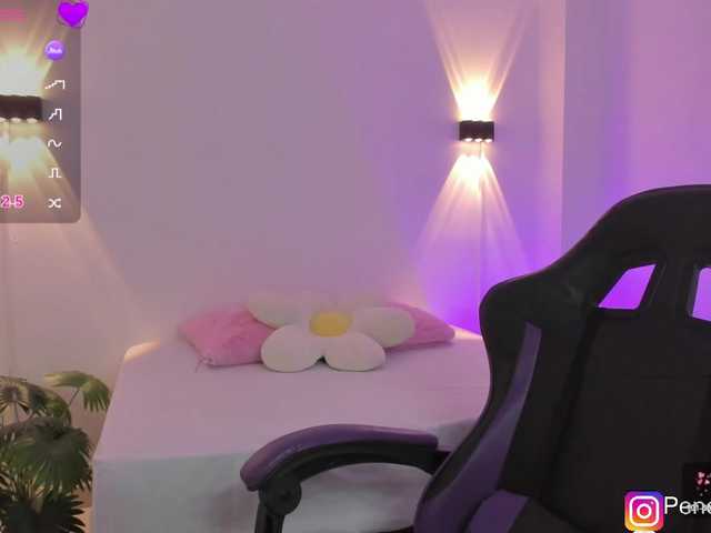 penelope22x online show from August 14, 1:31 am
