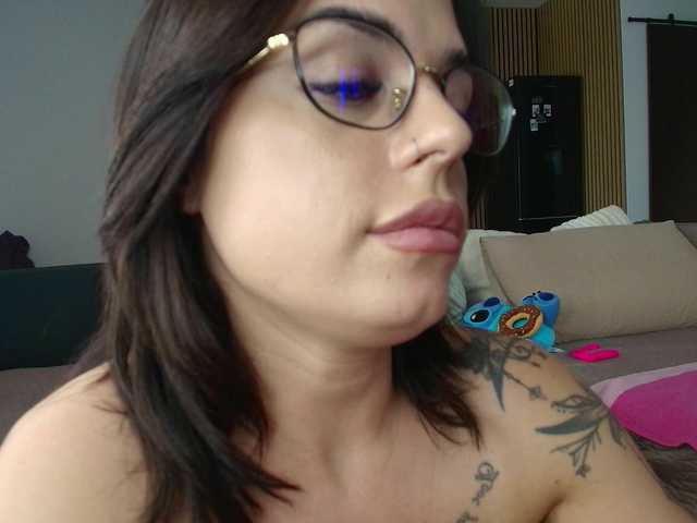 perfect-moans online show from August 5, 10:46 am