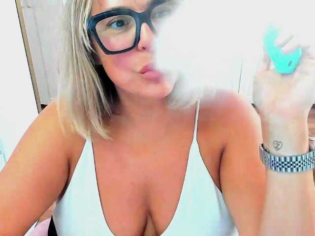 perfectDIANA online show from August 3, 2:46 pm