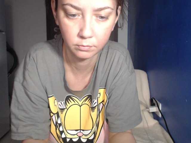 petitedanielle online show from July 22, 3:09 am