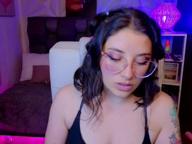 phoenixx777 online show from August 3, 5:42 pm
