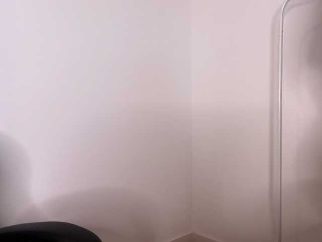 pinabellaa online show from March 3, 3:53 pm
