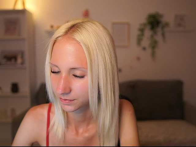 piperperri18 online show from July 30, 10:27 pm