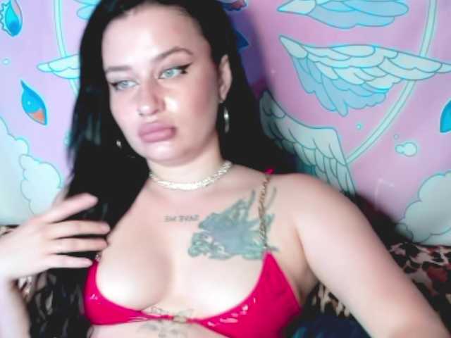 pretttyalice online show from August 4, 6:43 am