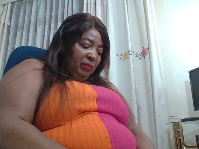 pussylips53 online show from August 8, 4:51 pm