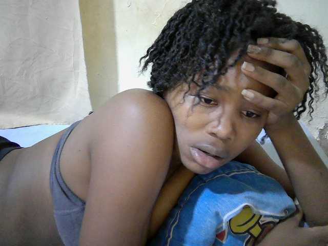 queen-slender online show from August 12, 7:43 am