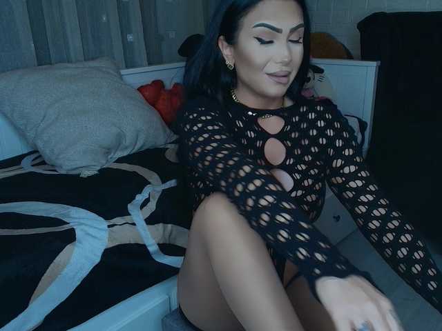queenmeryem online show from June 25, 10:35 pm
