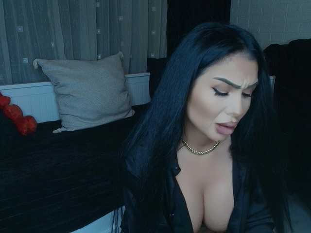 queenmeryem online show from July 7, 10:57 pm
