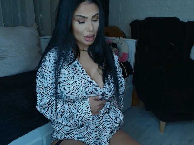 queenmeryem online show from July 10, 12:27 am