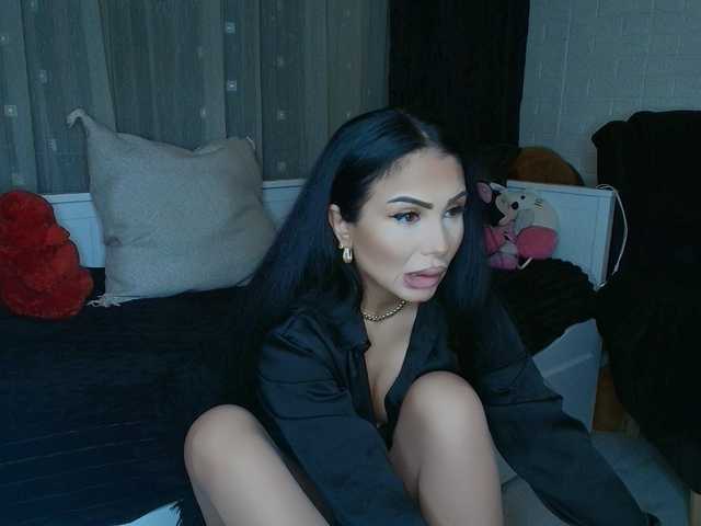 queenmeryem online show from July 20, 10:46 pm