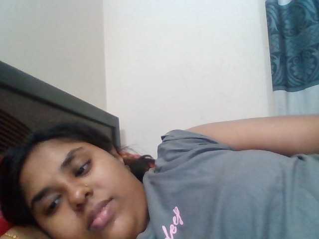 rixena online show from February 19, 4:38 pm