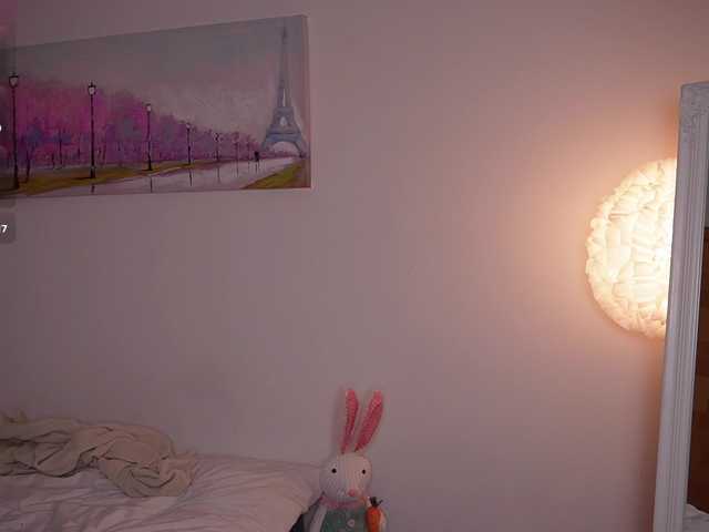 rizzcaprice online show from August 8, 7:03 pm