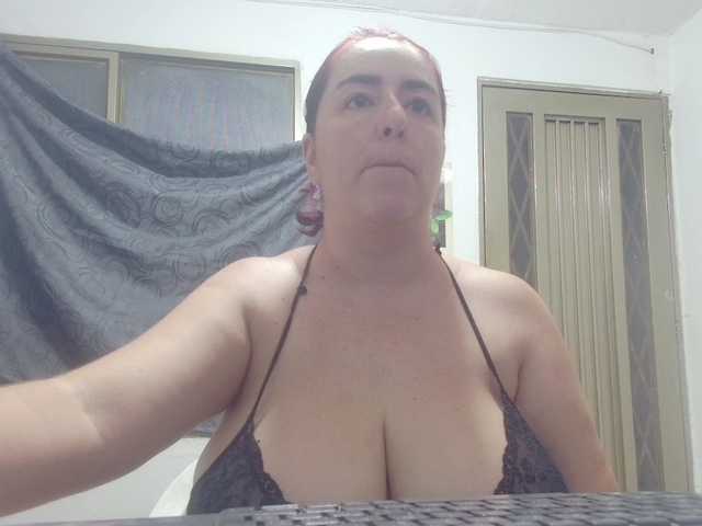 rosahills online show from July 25, 12:31 pm