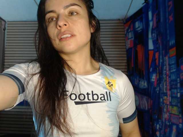 rosse2504 online show from August 4, 1:30 pm