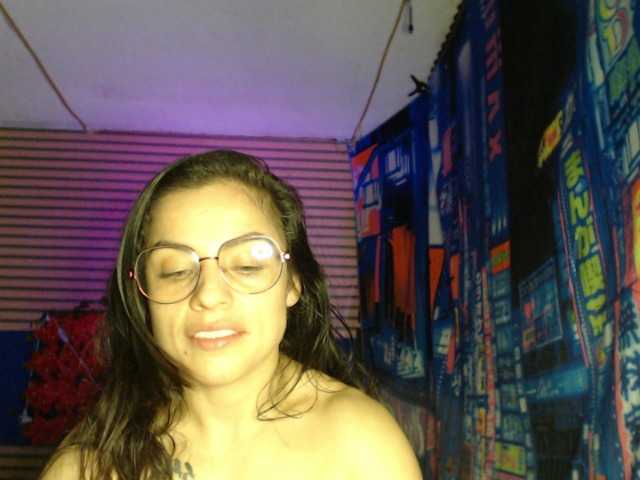 rosse2504 online show from August 12, 4:20 pm