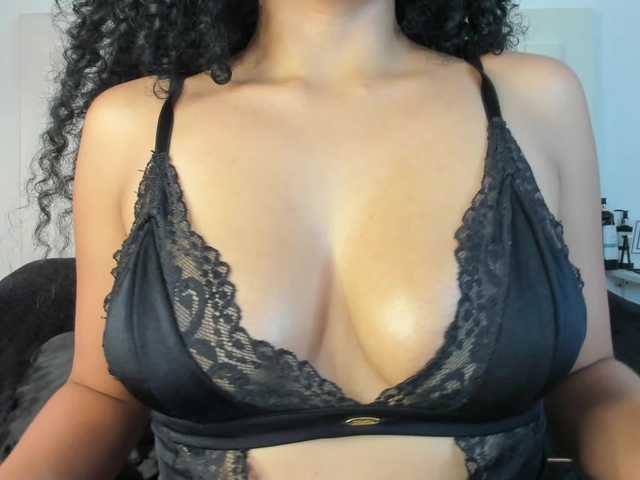 rouse-sexy-hotxx77 online show from August 1, 8:04 pm