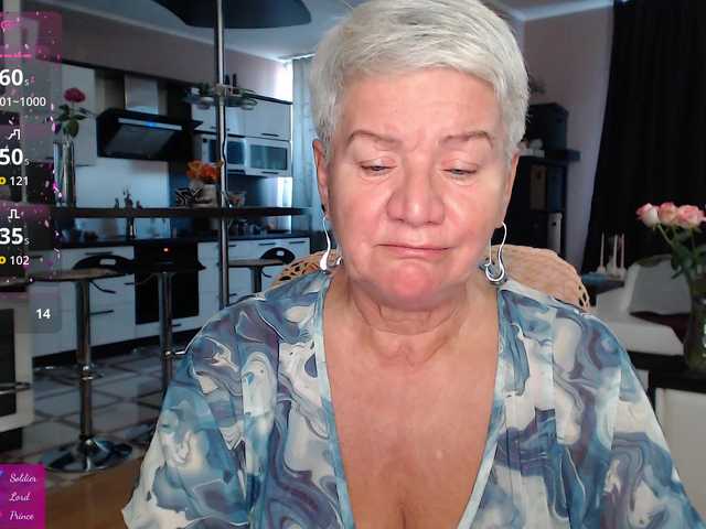 roxana-brooks online show from August 5, 5:00 pm