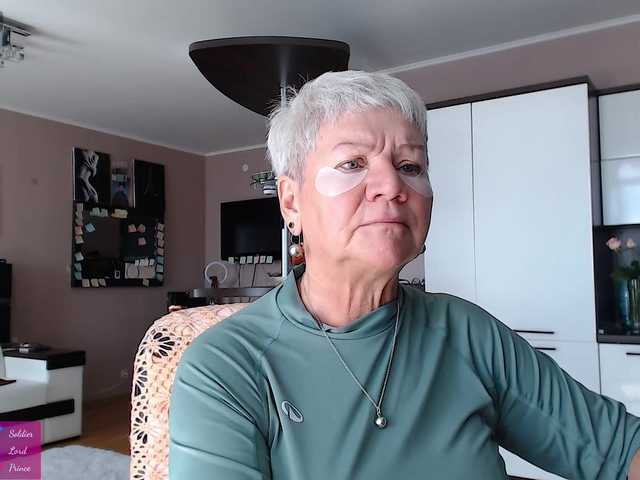 roxana-brooks online show from August 8, 8:25 am